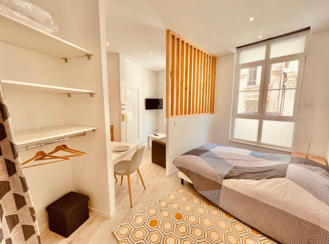 3 appartements de 25 m² — Saint-Étienne